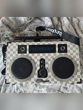 Bumpboxx Ultra Plus+ Portable Bluetooth Boombox - White Checkered